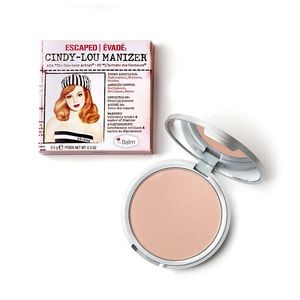 🩷theBalm Cindy Lou-manizer Highlighter🩷